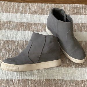 grey wedge sneaker